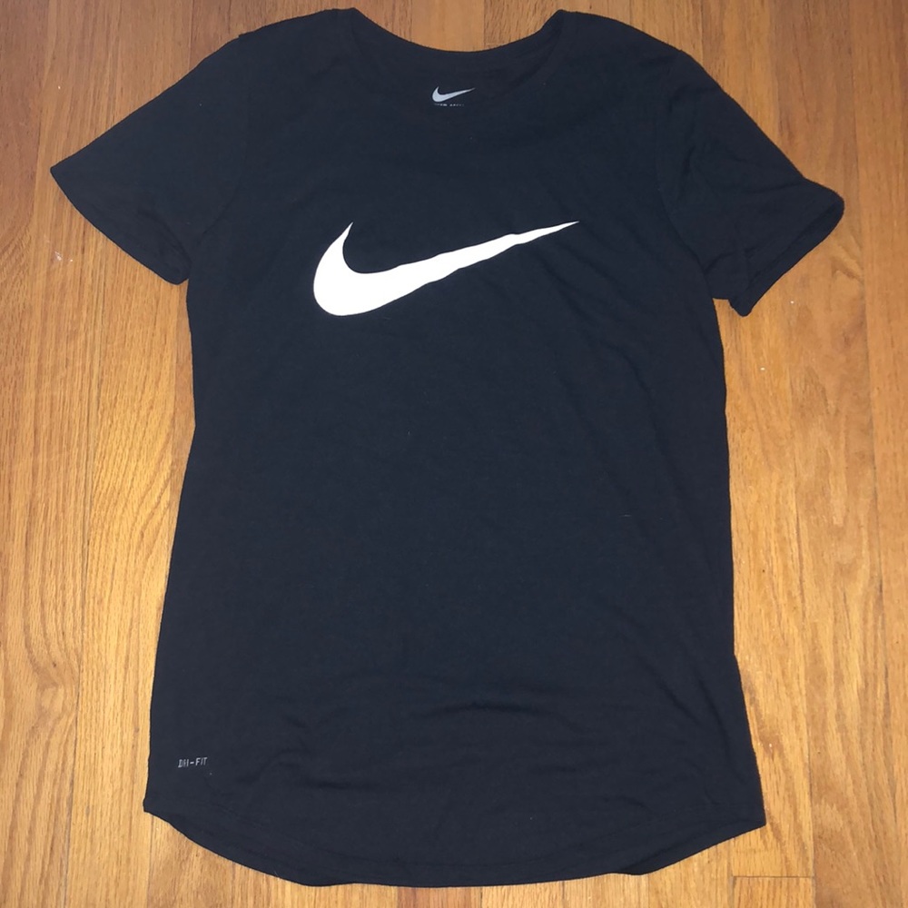 Nike women’s dry fit T-shirt